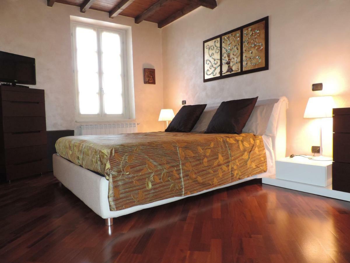 Feeling At Home - Varese Apartment Esterno foto