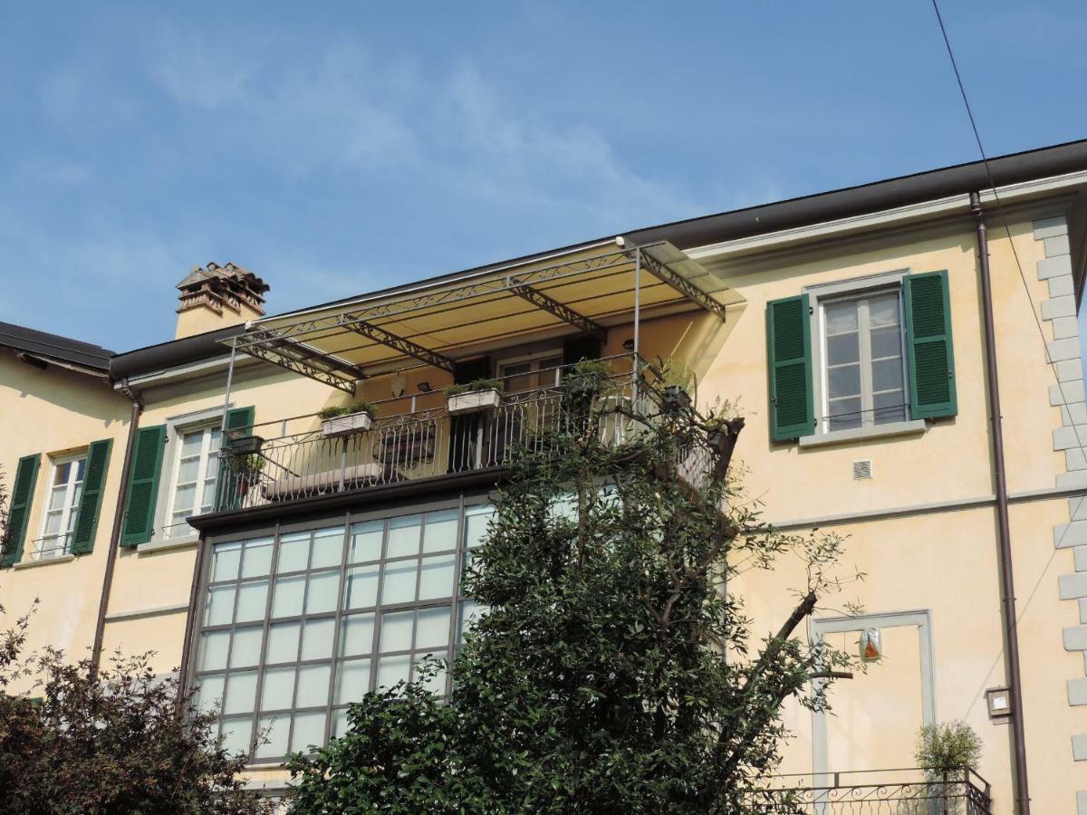 Feeling At Home - Varese Apartment Esterno foto